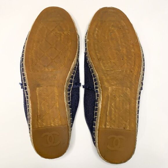 Chanel Denim CC Espadrille EU 37 US 6-6.5 Blue Jean Slip On Cap Toe Flat Slip On - Picture 9 of 11